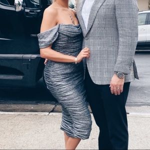 CARLOTTA
GREY LUREX SPARKLE OFF SHOULDER DRESS